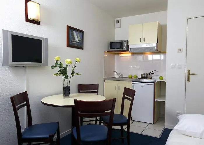 Appart'city Confort Cite Des Congres 3*