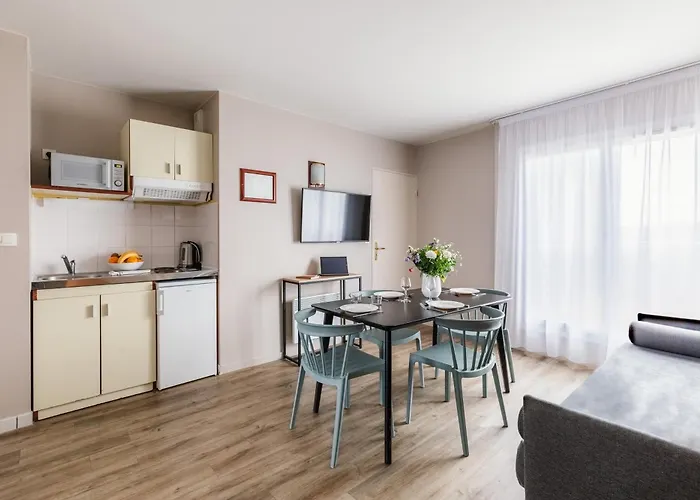 Appart'city Confort Cite Des Congres Apartmanhotel 3*