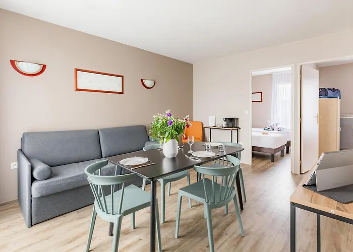 Appart'city Confort Cite Des Congres 3*