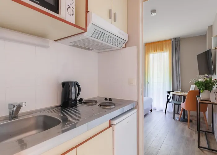 Appart'city Confort Cite Des Congres Apartmanhotel 3*