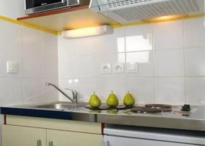 Appart'city Confort Cite Des Congres Aparthotel